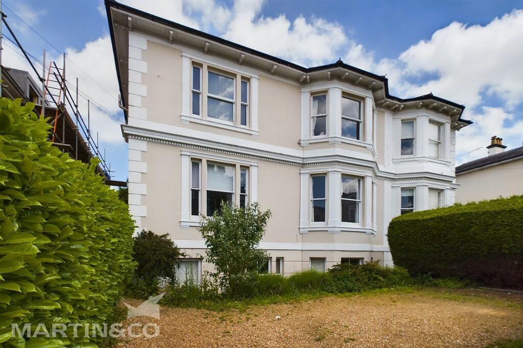 1 bedroom apartment for sale in Beulah Road, Tunbridge Wells, TN1