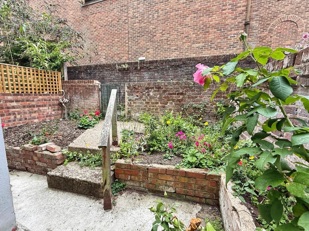 Main image of property: Dudley Road, Tunbridge Wells, TN1