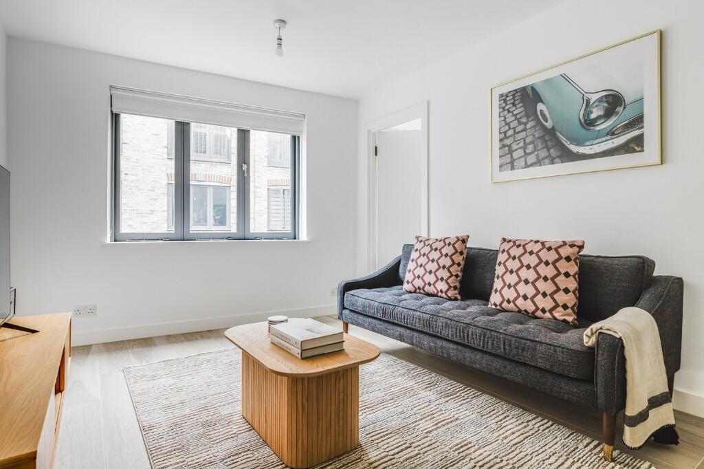 Main image of property: Warren Mews, London, W1T