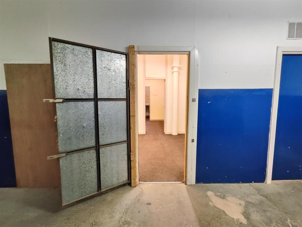 Main image of property: Unit 10A, Colne Valley Business Park, Linthwaite, Huddersfield