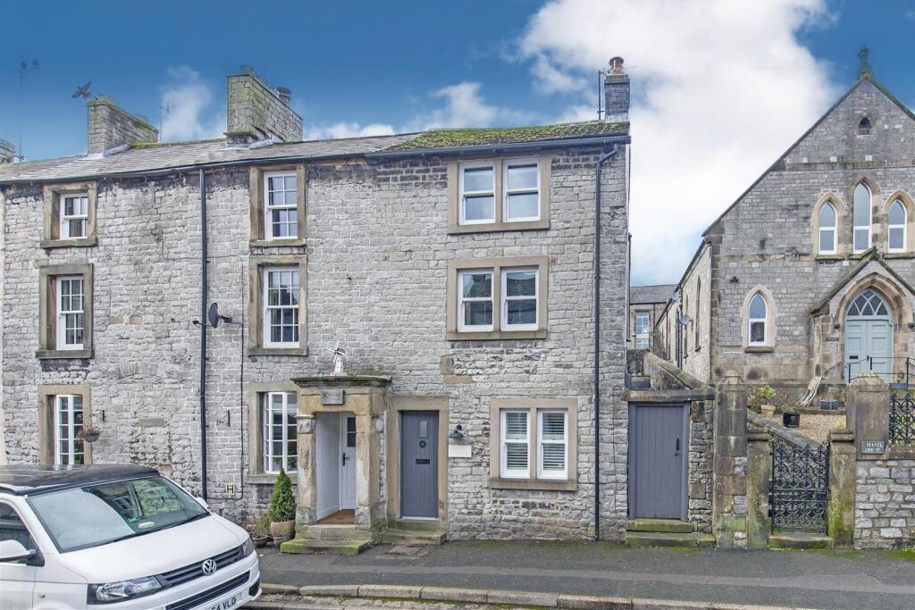 Main image of property: High Street, Tideswell
