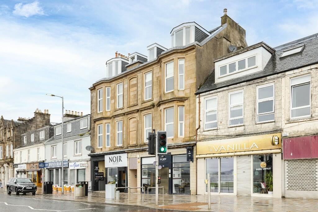 2 bedroom apartment for sale in West Clyde Street, Helensburgh