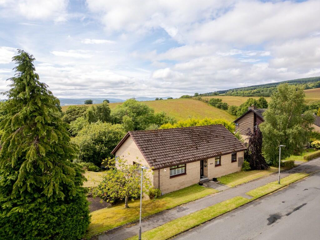 4 bedroom detached house for sale in Blackhill Drive, Helensburgh