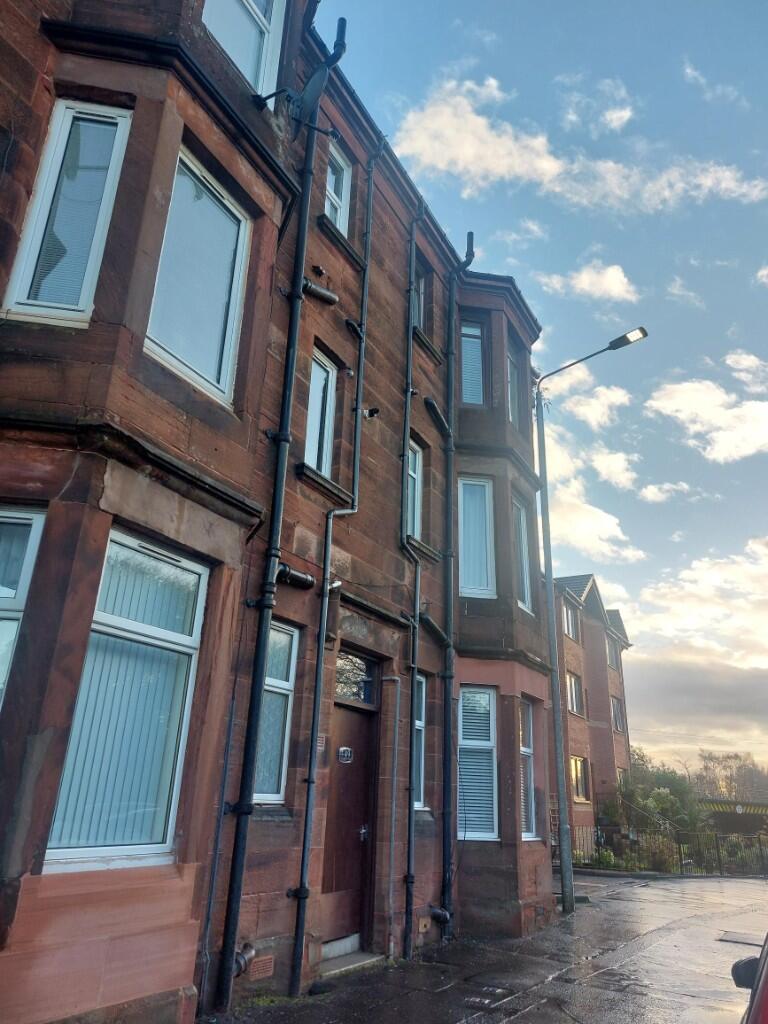 Main image of property: 49 Castlegreen Street, Dumbarton, Dunbartonshire, G82 1JG