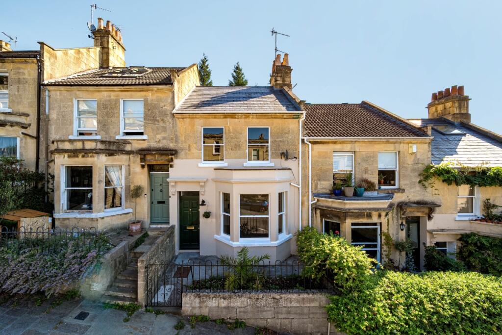 Main image of property: Thomas Street Bath BA1