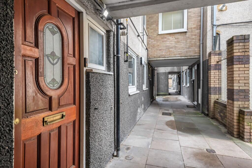 Main image of property: Roman Way, London, EN1