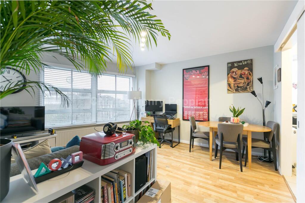 Main image of property: Fairhazel Gardens, South Hampstead, NW6