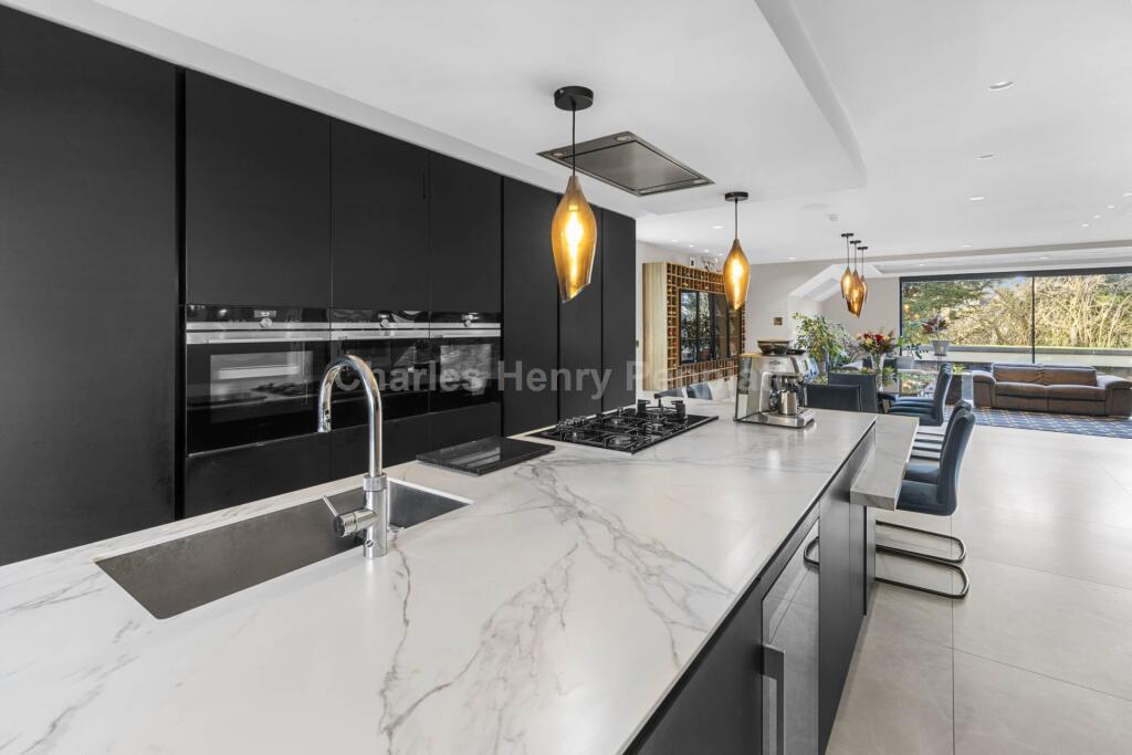 Additional property image - Nimrod Close, St Albans, AL4