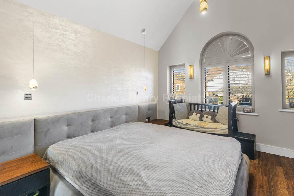 Additional property image - Nimrod Close, St Albans, AL4