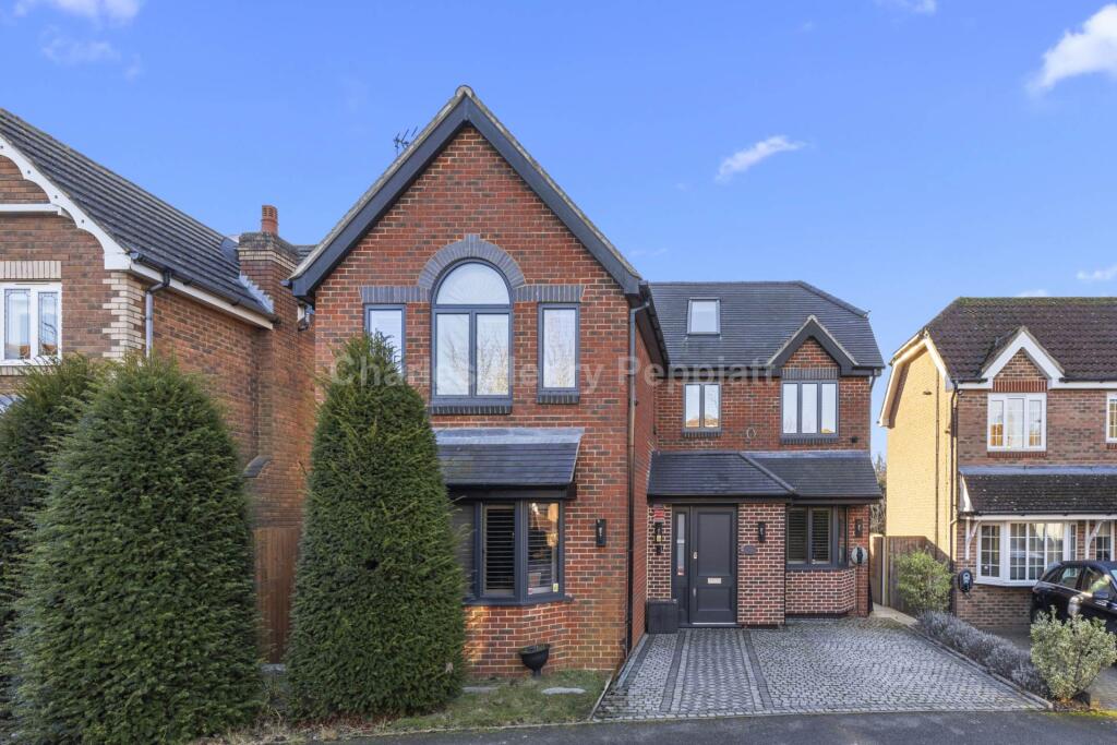 Additional property image - Nimrod Close, St Albans, AL4