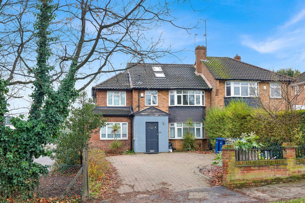 Main image of property: Brunswick Park Road, London, N11