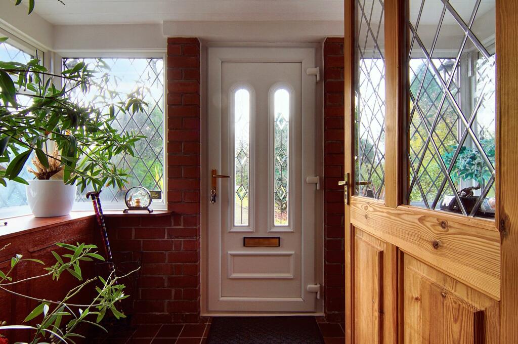 Additional property image - Old Waste Lane, Balsall Common, CV7