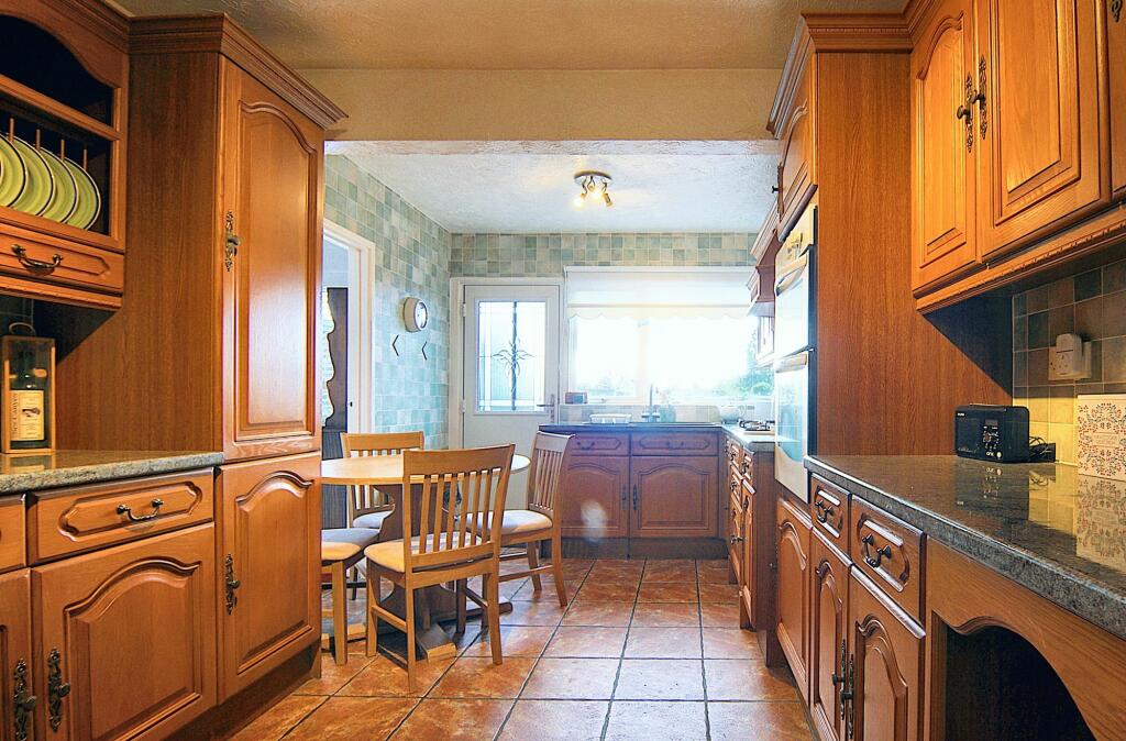Additional property image - Thornby Avenue, Kenilworth, CV8