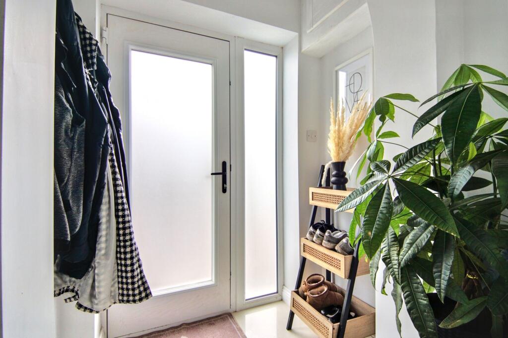 Additional property image - Rangoon Road, Solihull, B92