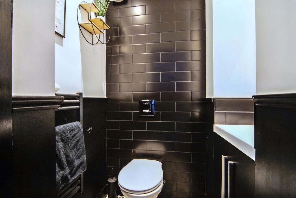 Additional property image - Rangoon Road, Solihull, B92