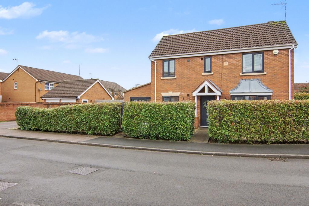 Main image of property: Pheasant Oak, Coventry, CV4