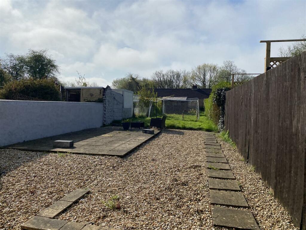 3 bedroom semidetached house for sale in Tycroes Road, Tycroes