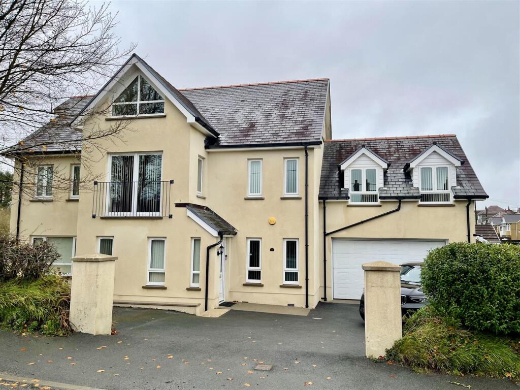 Main image of property: Bethania Road, Upper Tumble, Llanelli