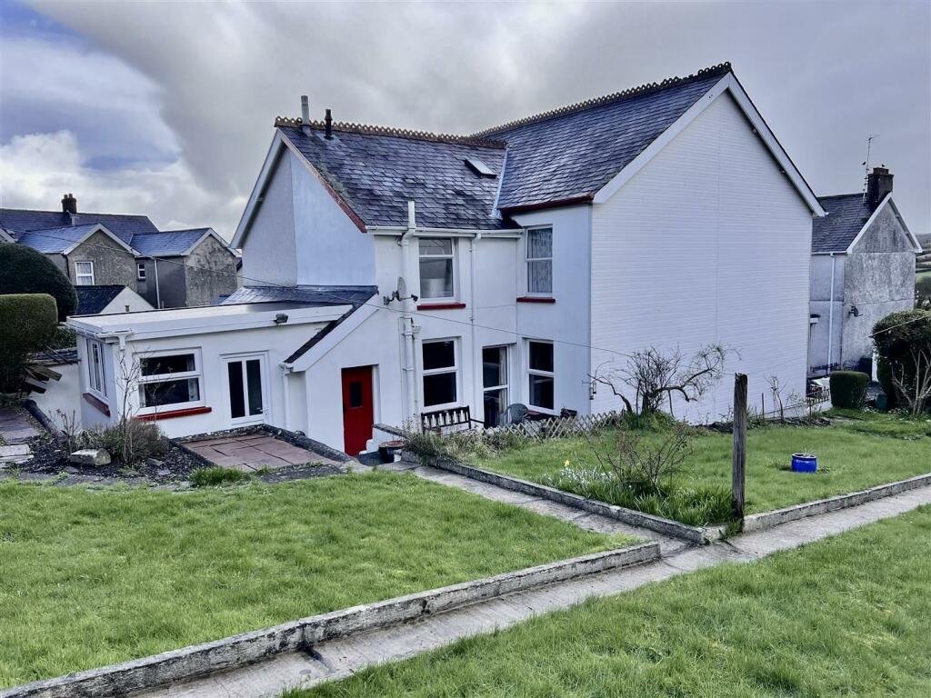 3 bedroom semidetached house for sale in Stepney Road, Llandeilo, SA19