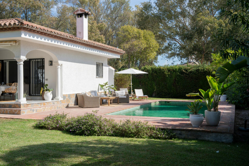 4 Bedroom Villa For Sale In Andalucia, Malaga, Marbella, Spain