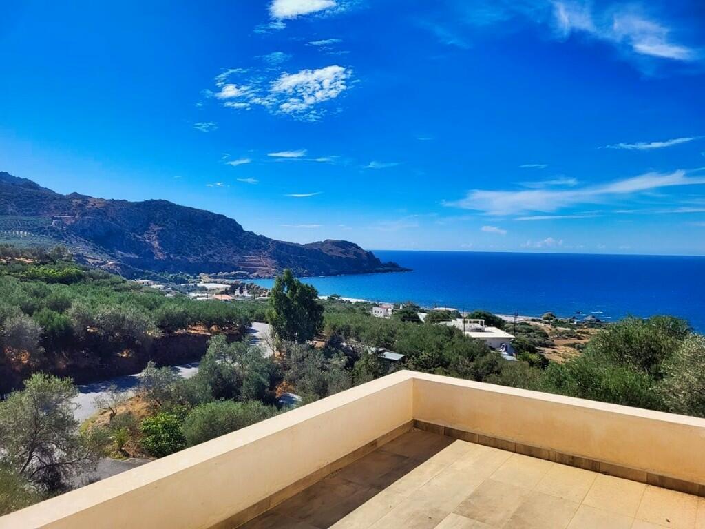 4 bedroom semi-detached house for sale in Kissamos, Chania, Crete, Greece