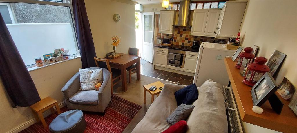 Additional property image - Brunswick Street, Canton, Cardiff