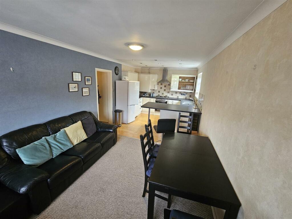 Additional property image - Cae Syr Dafydd, Cardiff