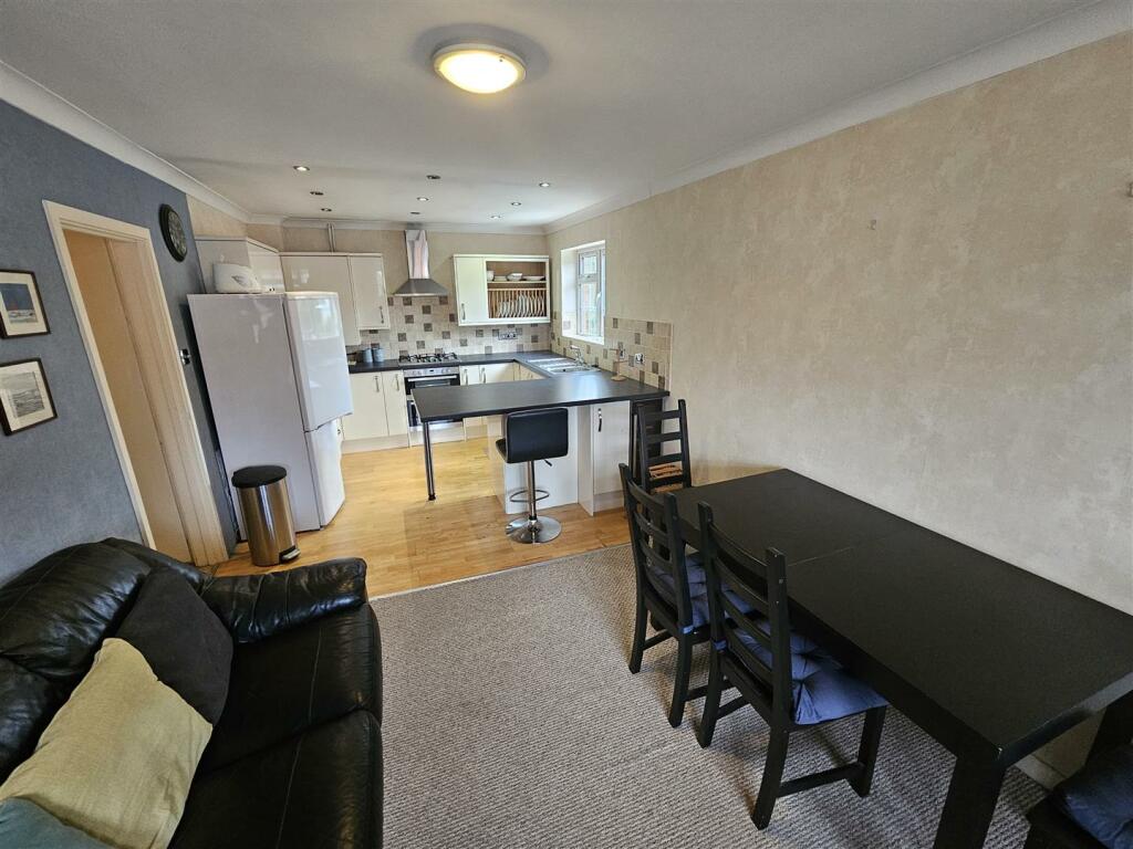 Additional property image - Cae Syr Dafydd, Cardiff