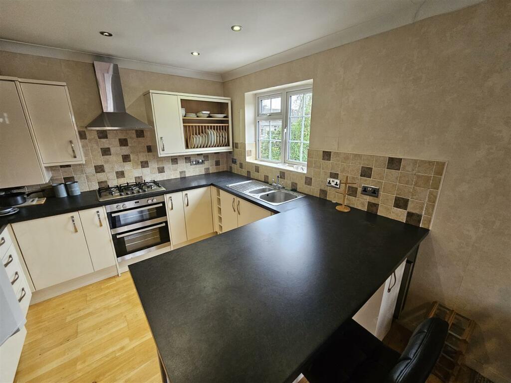 Additional property image - Cae Syr Dafydd, Cardiff