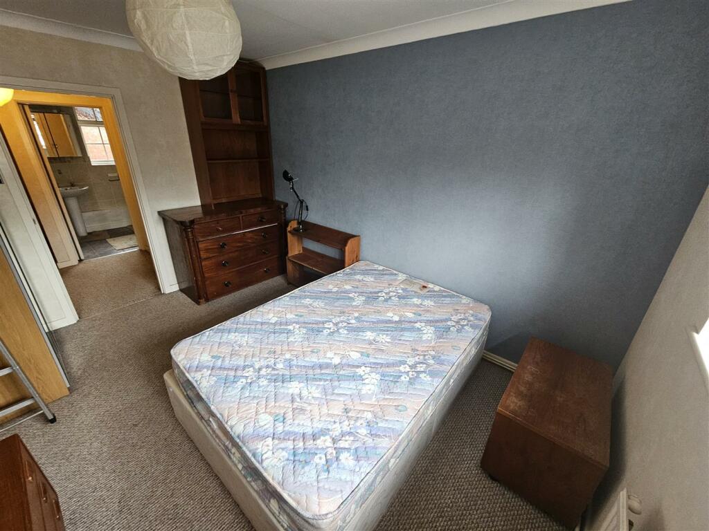Additional property image - Cae Syr Dafydd, Cardiff
