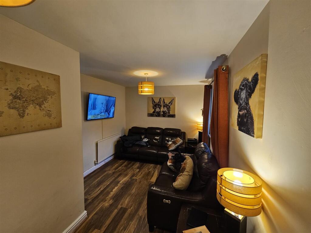 Additional property image - Doyle Avenue, fAIRWATER, Cardiff