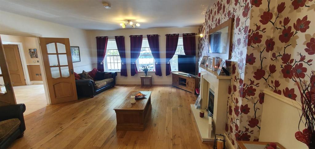 Additional property image - Hollybush Road, Cyncoed, Cardiff
