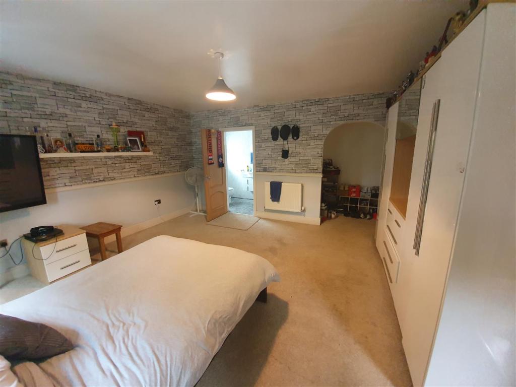 Additional property image - Hollybush Road, Cyncoed, Cardiff