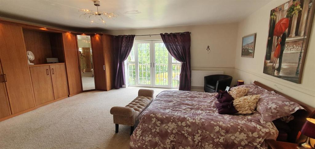 Additional property image - Hollybush Road, Cyncoed, Cardiff