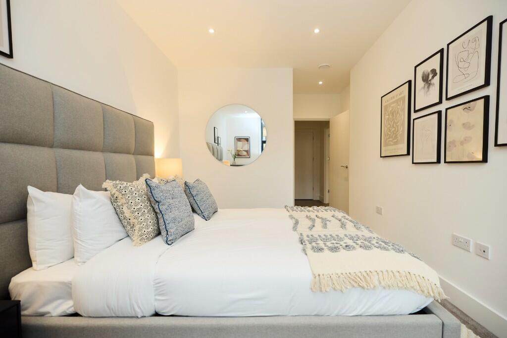 Additional image 7 of Streatham Road, Mitcham, Surrey, CR4