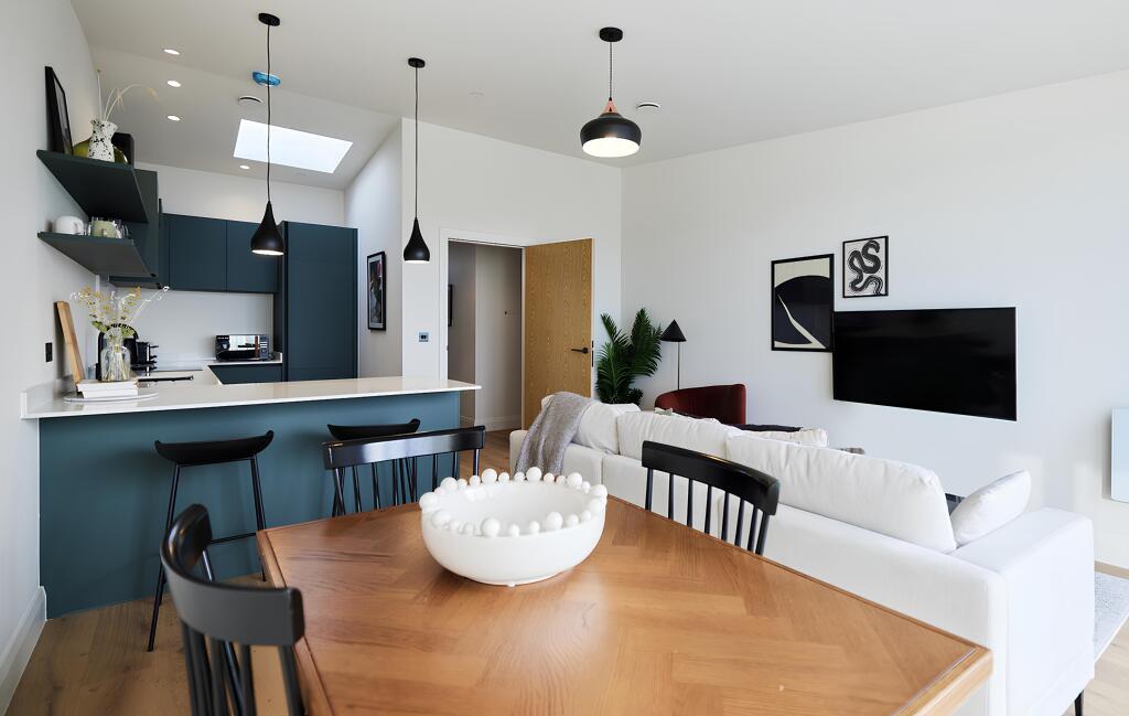 Main image of property: High Road, London, E18