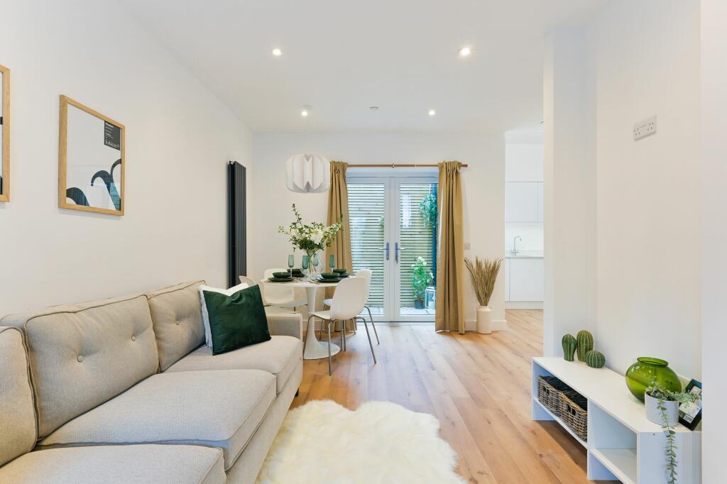 Additional property image - Goschen Mews, South Croydon