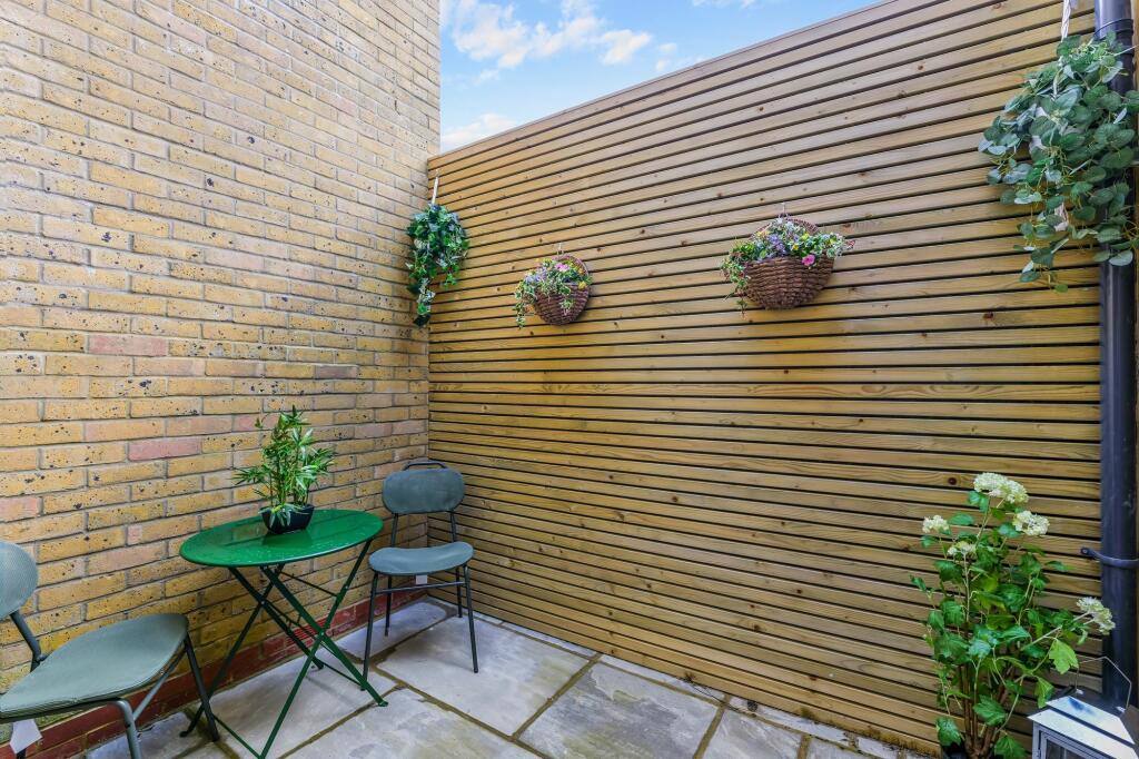 Additional property image - Goschen Mews, South Croydon