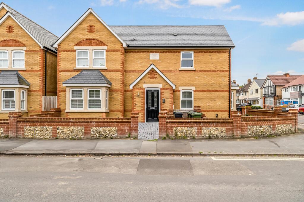 1 bedroom apartment for sale in Albury Road, Merstham, RH1
