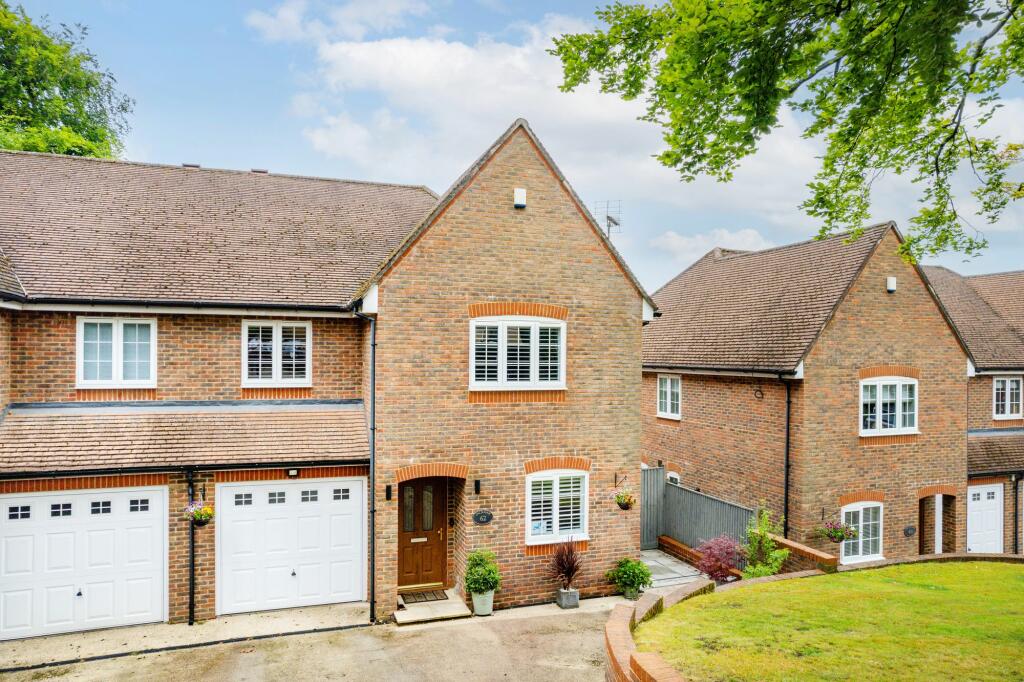 4 bedroom semidetached house for sale in Harestone Hill, Caterham, CR3