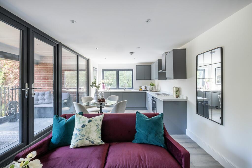 Additional property image - Zayn Apartments, Whyteleafe Hill, Whyteleafe