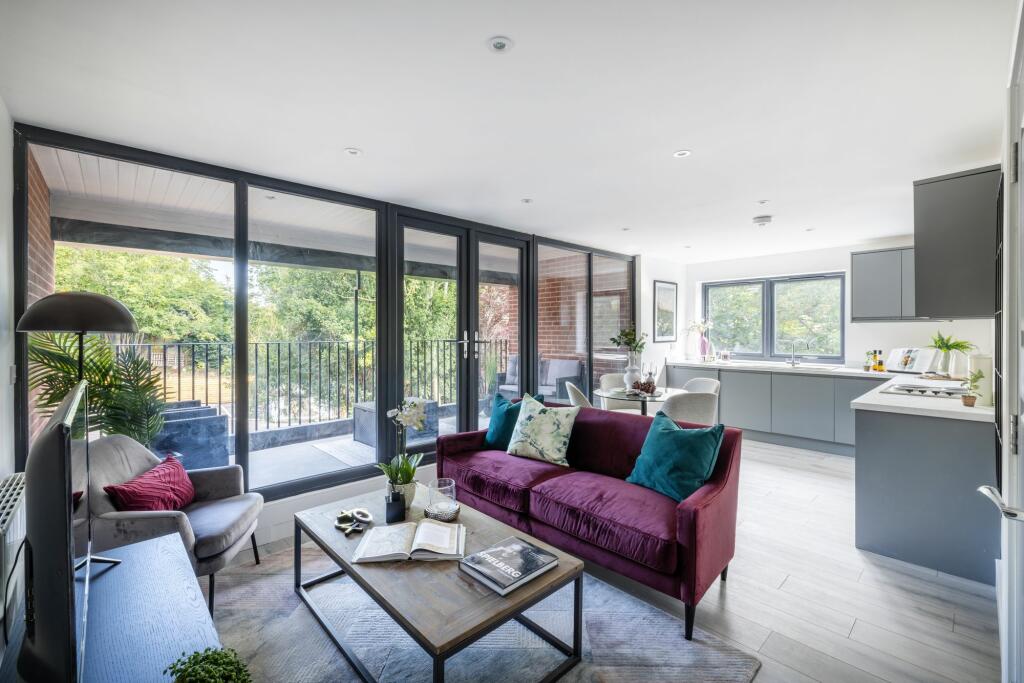 Additional property image - Zayn Apartments, Whyteleafe Hill, Whyteleafe