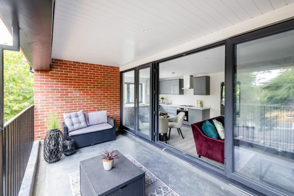 Additional property image - Zayn Apartments, Whyteleafe Hill, Whyteleafe