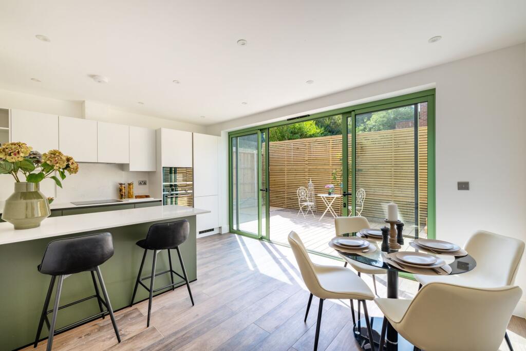 Additional property image - North Down, South Croydon, CR2