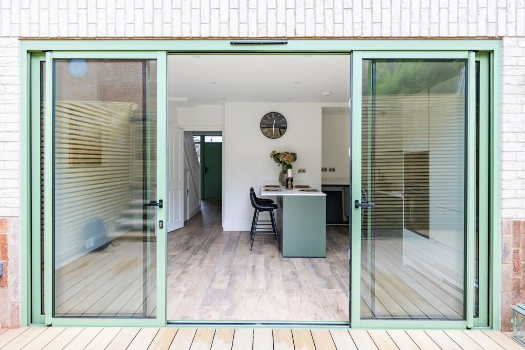 Additional property image - North Down, South Croydon, CR2
