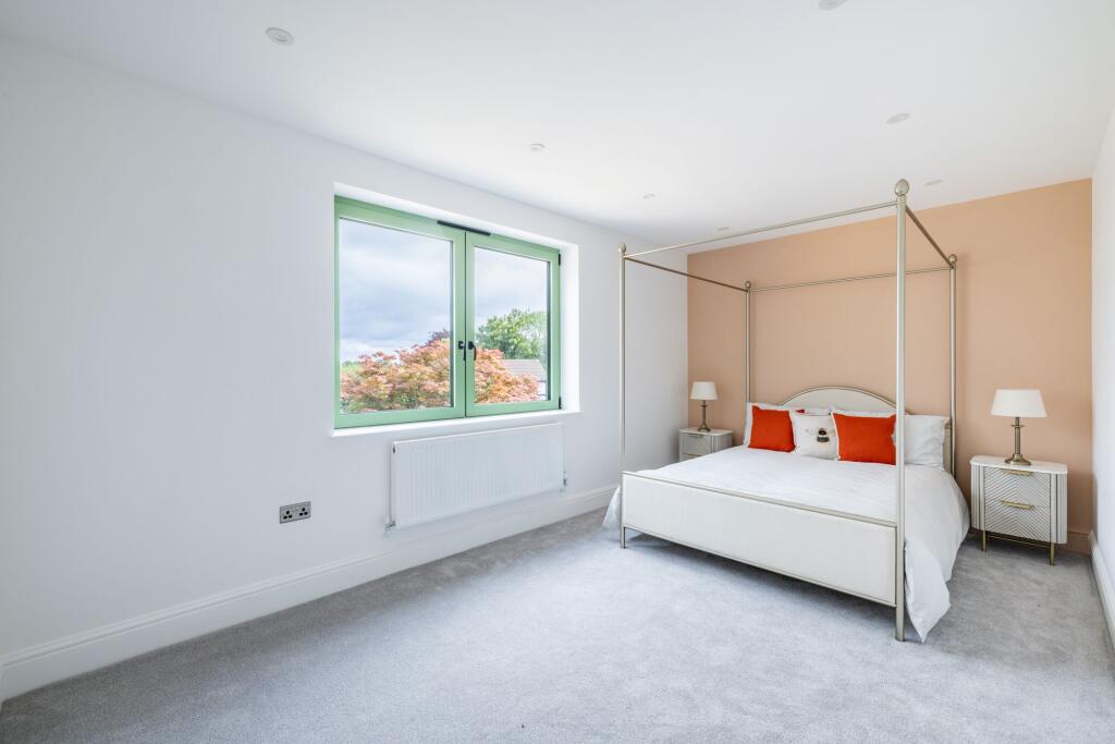 Additional property image - North Down, South Croydon, CR2