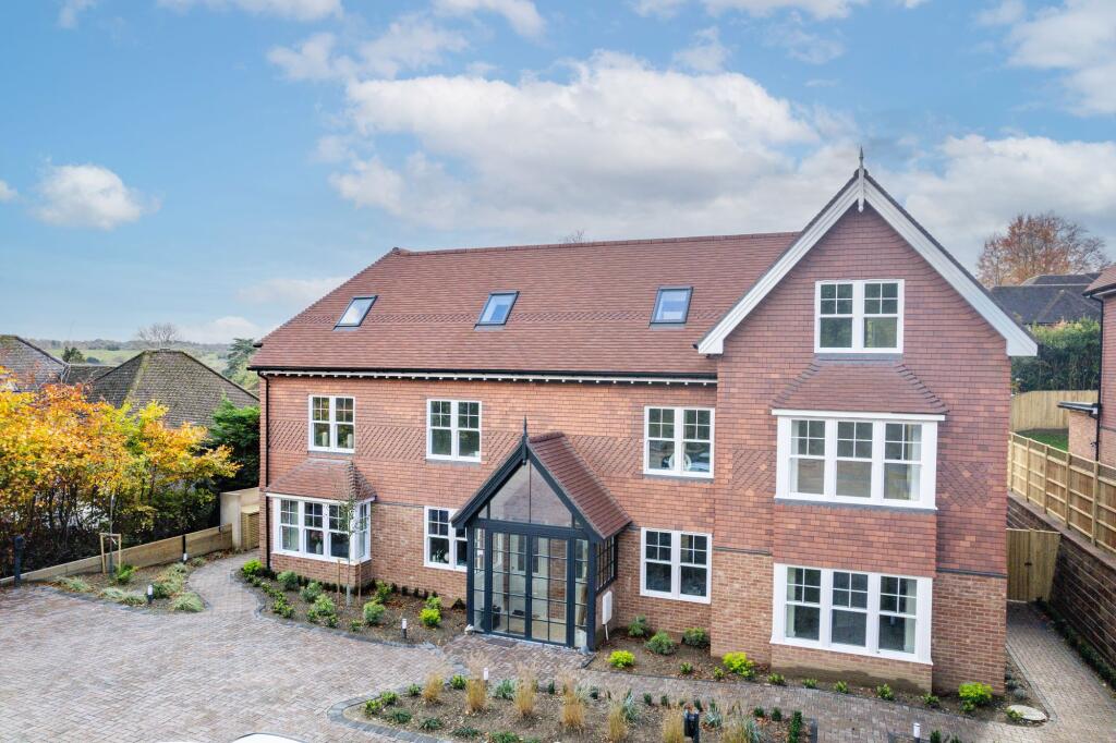 Main image of property: Hollymeoak Road, Coulsdon, CR5