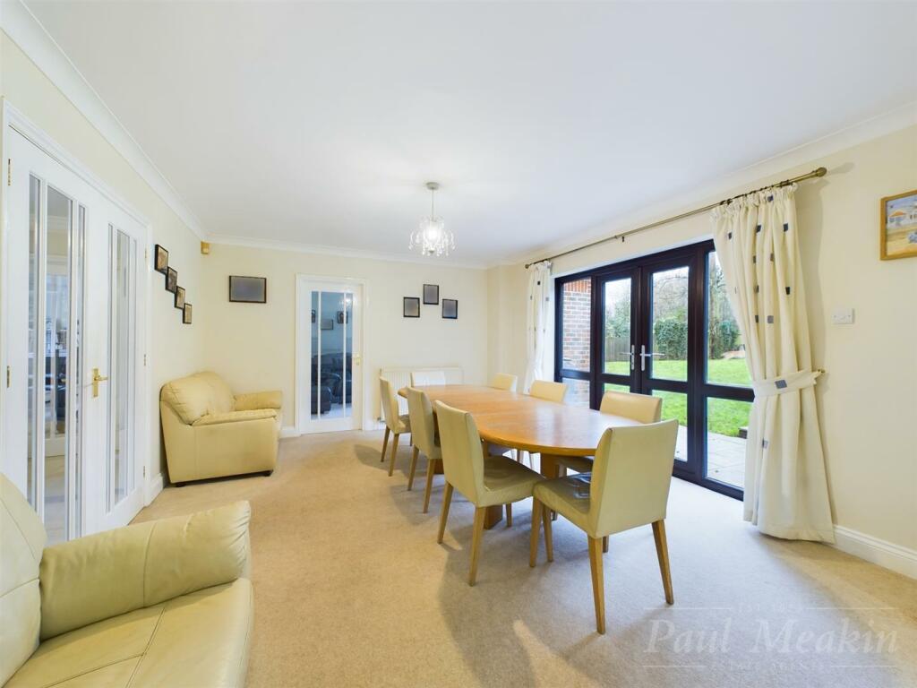 Additional property image - Beech Avenue, South Croydon