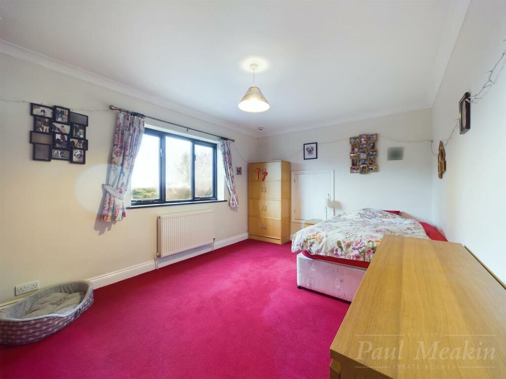 Additional property image - Beech Avenue, South Croydon