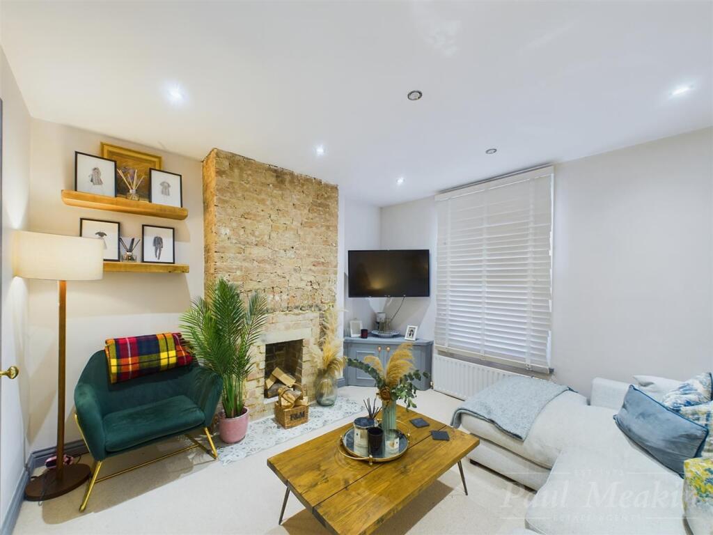 Additional property image - Haling Road, South Croydon
